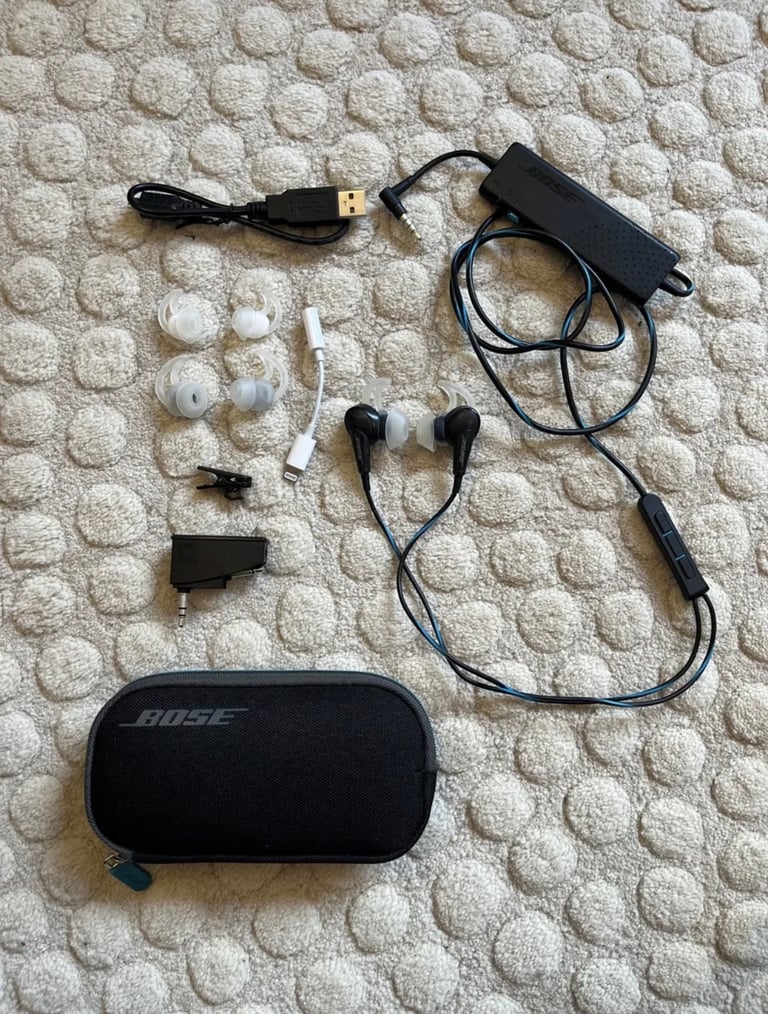 Bose QuietComfort 20 In-Ear Noise Cancelling Headphones