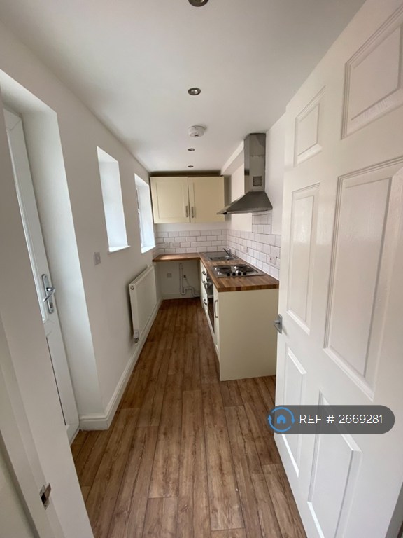 2 bedroom house in Sandon Road, Stafford, ST16 (2 bed) (#2669281)