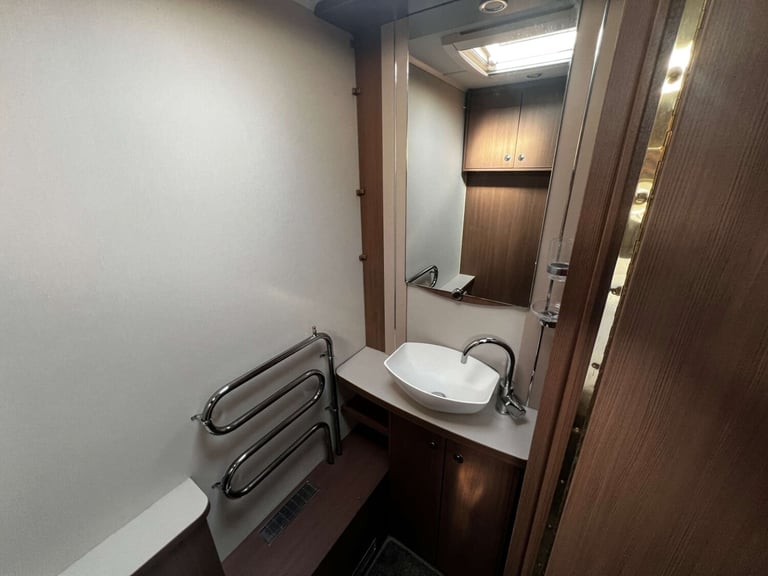 2017 Elddis Affinity 550 Elddis Affinity 550 Caravan with Kampa Awning Unlisted Petrol Automatic