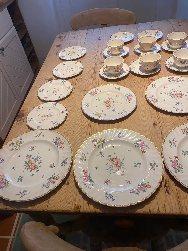 SecondHand Dinnerware & Crockery for Sale in Cheltenham