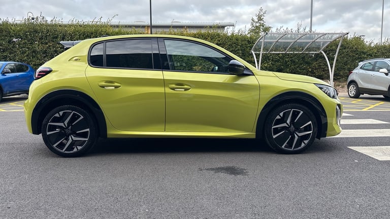 2025 Peugeot 208 1.2 PureTech MHEV GT Hatchback 5dr Petrol Hybrid e-DSC Euro 6 (s/s) (136 ps Hatc...