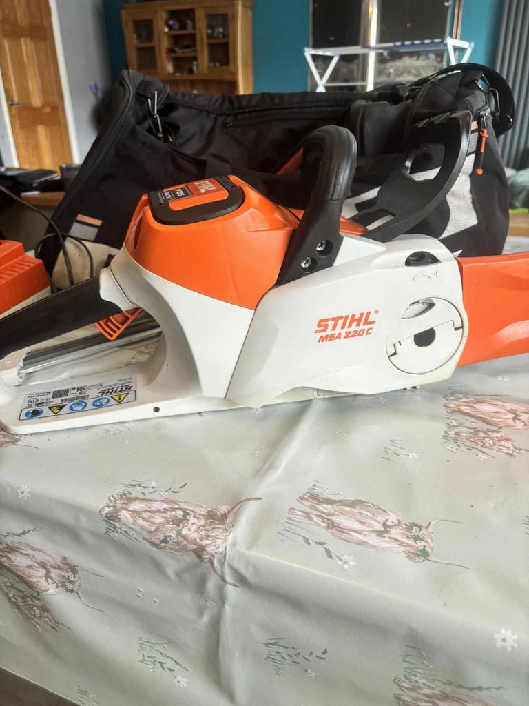 Stihl MSA 220 C Chainsaw