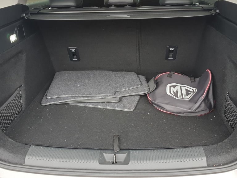2025 MG MG HS 1.5 T-GDI PHEV Trophy 5dr Auto Hatchback Petrol Parallel PHEV Automatic