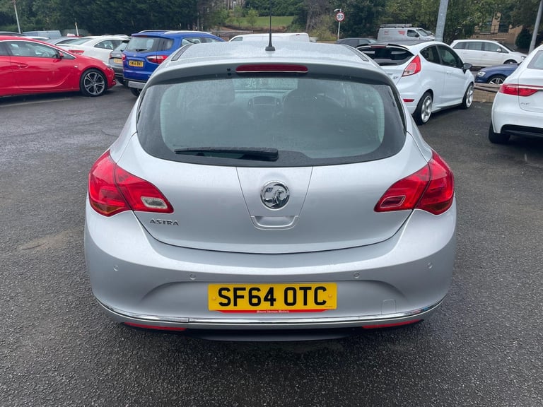 2014 Vauxhall Astra 1.3 CDTi ecoFLEX Exclusiv Hatchback 5dr Diesel Manual Euro 5 (s/s) (95 ps) HA...