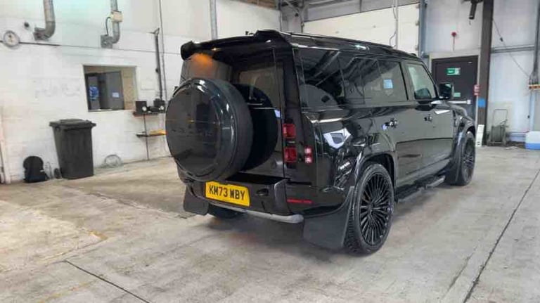 2024 Land Rover Defender 110 3.0 D300 MHEV X-Dynamic SE SUV 5dr Diesel Auto 4WD Euro 6 (s/s) (300...