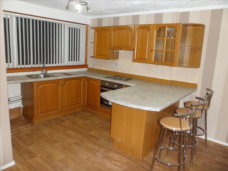 image for Unfurnished 3 Bedroom terraced House, Kenneth Place, Smithton, Inverness IV2 7LY