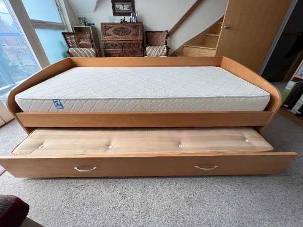 image for A EXCELLENT QUALITY JOHN LEWIS SINGLE TRUNDLE BED X 2 MATTRESSES GREAT CONDITION ,LOCAL DELIVERY