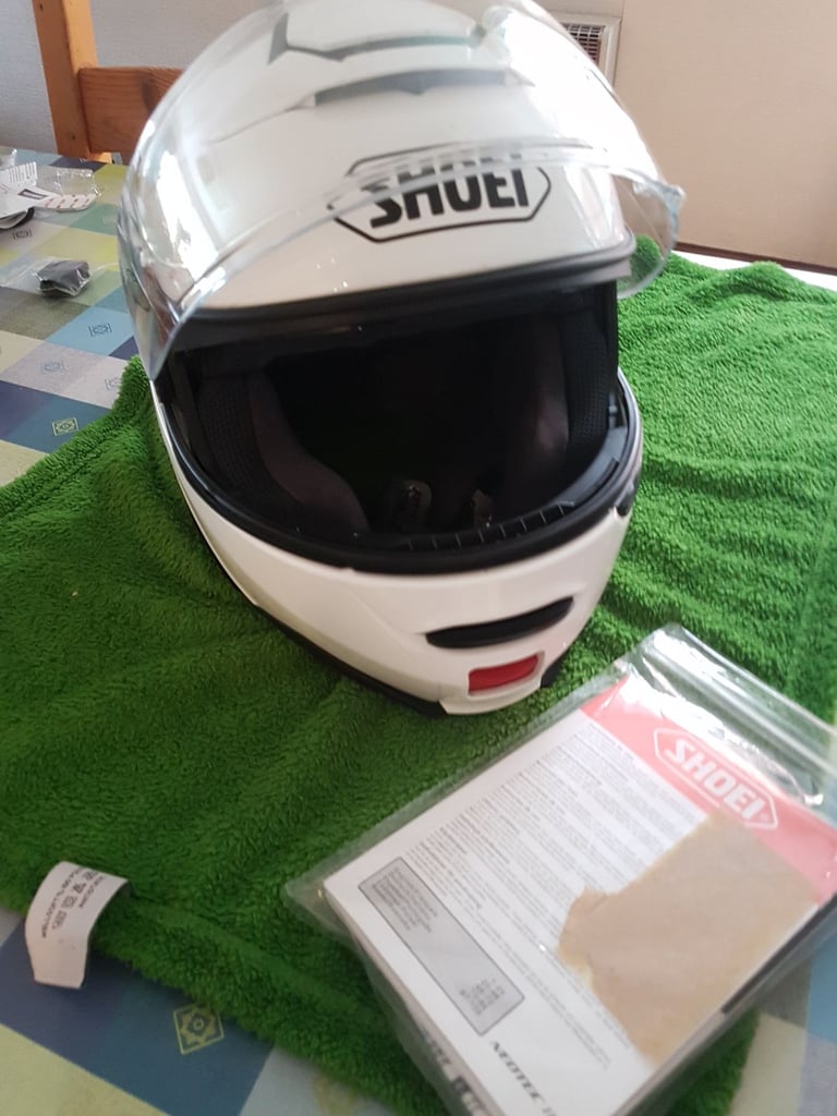 image for Shoei Neotec 2 helmet White, lifting front size medium