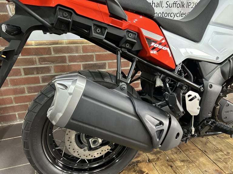 V-Strom DL1050XT , Pre Wired for TomTom , Full Dealer History