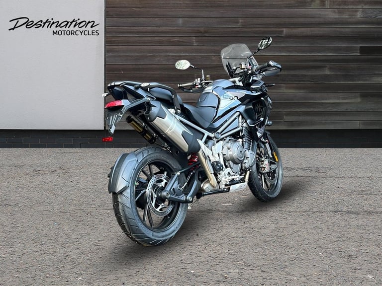 2025 Triumph Tiger 1200 GT PRO STANDARD COLOUR Petrol black 6 Speed