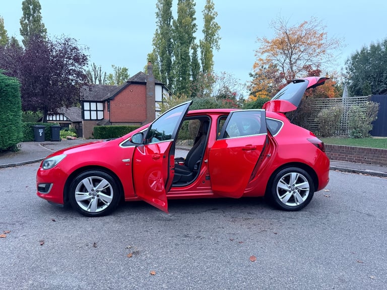 Vauxhall Astra SRI 1.4L - 2013 Plate Ulez Free