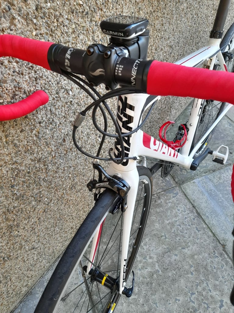 Giant Defy 1 Road Bike