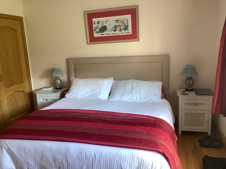LOVELY 3 bedroom 2 bathroom SPACIOUS COTTAGE IN NEWTONMORE