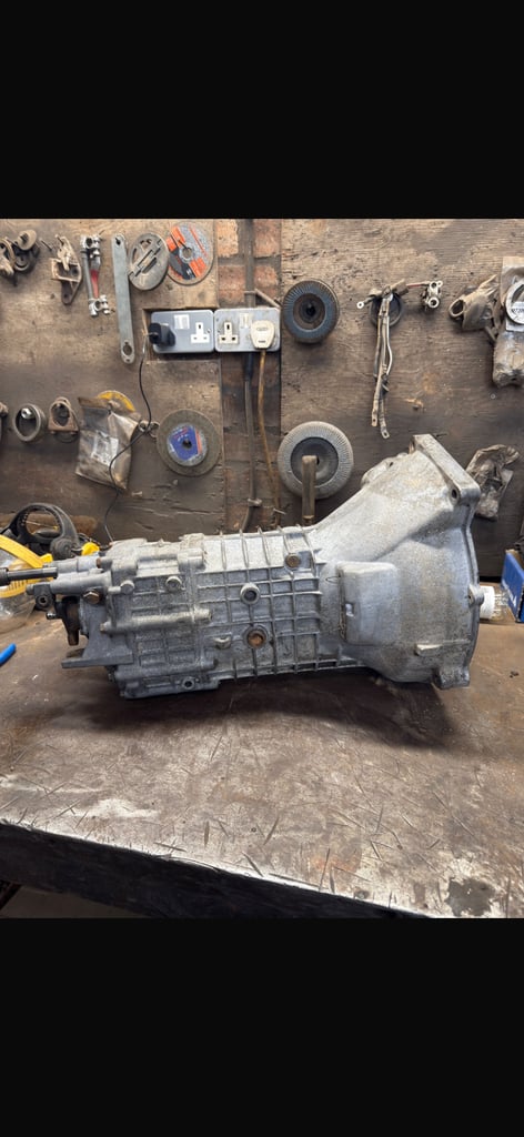 Getrag 242/5 dog leg 5 speed sport gearbox from a low milage BMW E30