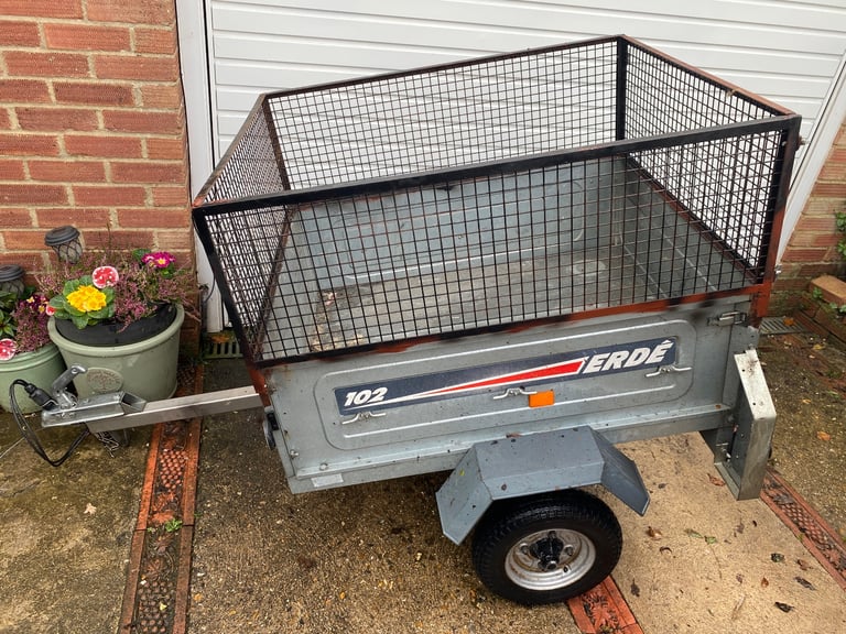 Erde 102 Tipping Trailer. Fully working