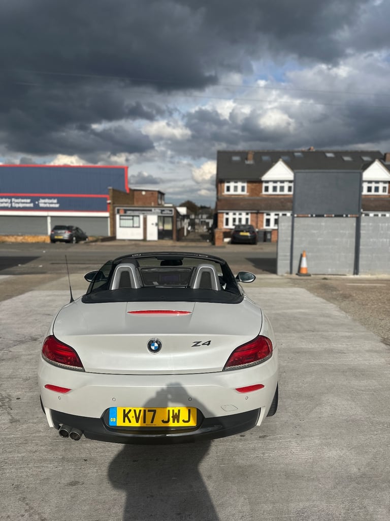 BMW, Z4, Convertible, 2017, Semi-Auto, 1997 (cc), 2 doors