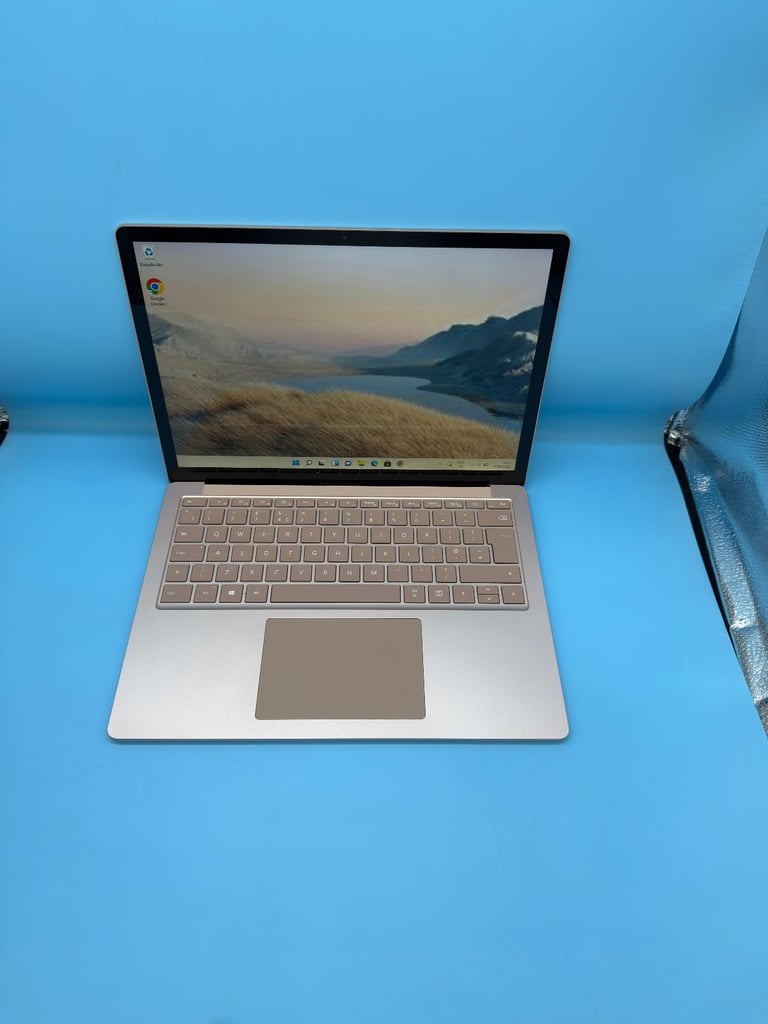 Rose Gold Surface Laptop 3 | 10th Gen i5 | 256GB SSD | 4K Touch