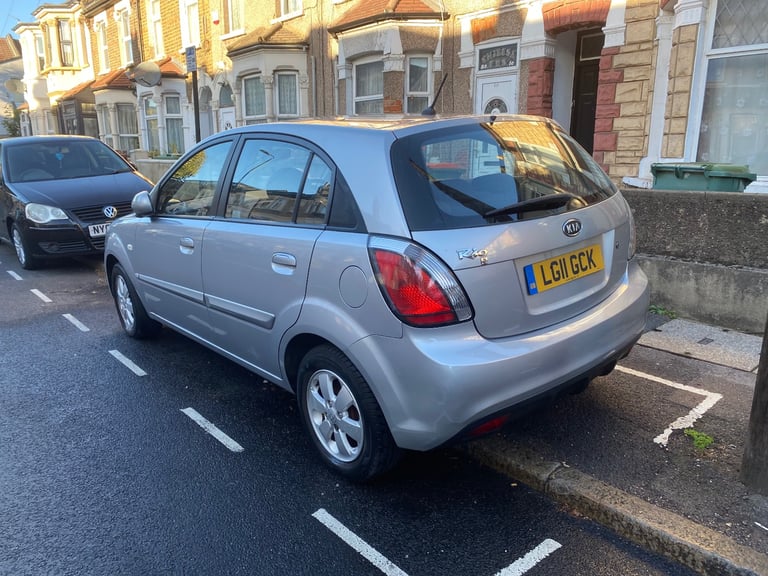 Kia, RIO, Hatchback, 2011, Manual, 1399 (cc), 5 doors