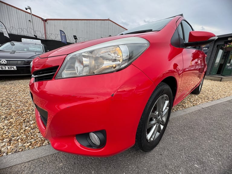 2014 Toyota Yaris 1.33 VVT-i Icon+ 5dr HATCHBACK Petrol Manual