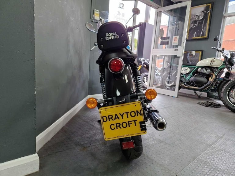 Royal Enfield METEOR 350 SUPERNOVA