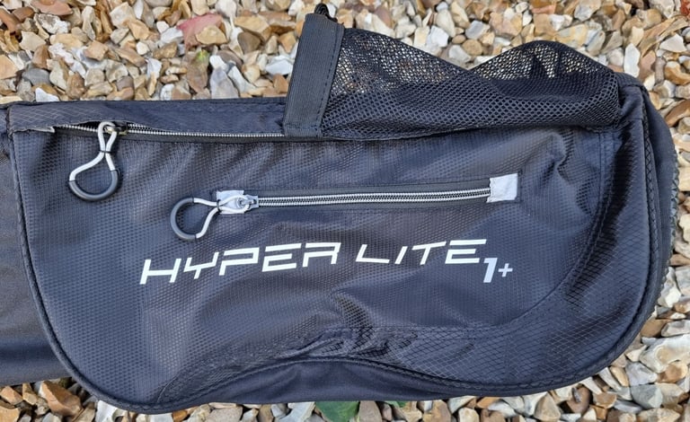 CALLAWAY stand-bag - Hyper-Lite model - used 3x - cost £129 - NEW condition - BARGAIN