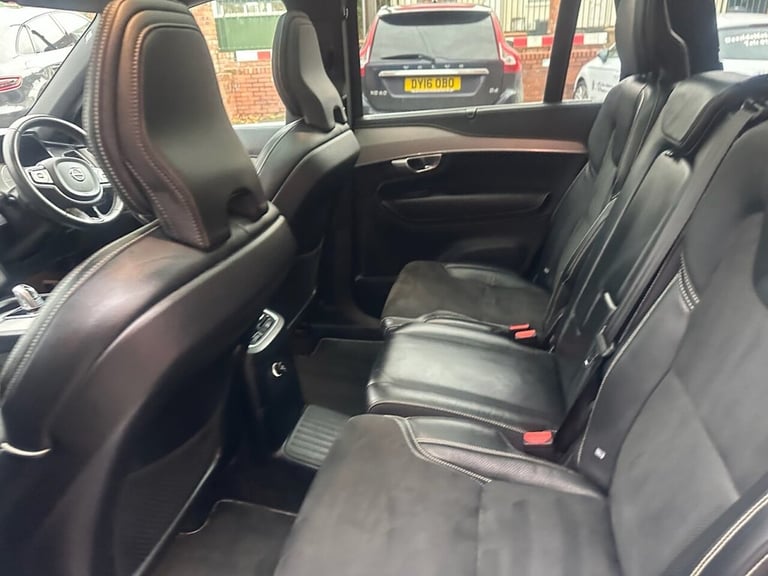 2018 Volvo XC90 2.0h T8 Twin Engine 10.4kWh R-Design SUV 5dr Petrol Plug-in Hybrid Auto 4WD ESTAT...