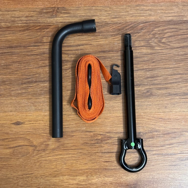 Renault Grand Scenic mk2 tow hook ring