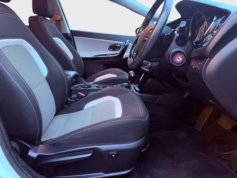 2015 Kia Ceed 1.6 GDi 3 DCT Euro 5 5dr HATCHBACK Petrol Automatic