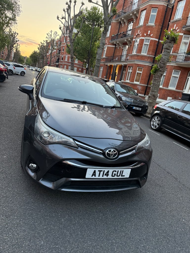 Toyota, AVENSIS, Saloon, 2016, Manual, 1598 (cc), 4 doors