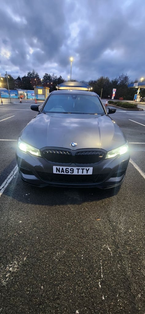 image for BMW, 3 SERIES, Saloon, 2019, Semi-Auto, 1998 (cc), 4 doors