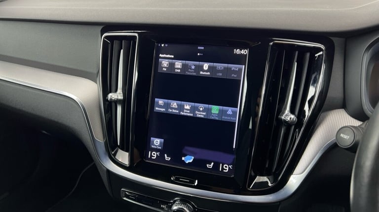 2020 Volvo V60 R-Design, B5 mild hybrid Estate Petrol Automatic