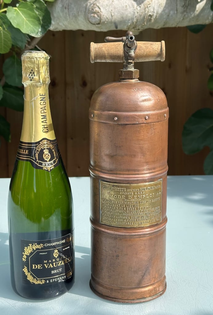 ANTIQUE FRENCH COPPER VINE SPRAYER, MURATORI PARIS GARDEN SPRAYER, H34cm - 1900s - WILL POST!