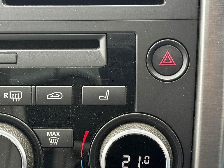 2017 Land Rover Discovery Sport 2.0 Si4 HSE Dynamic Lux Auto 4WD Euro 6 (s/s) 5dr ESTATE Petrol A...