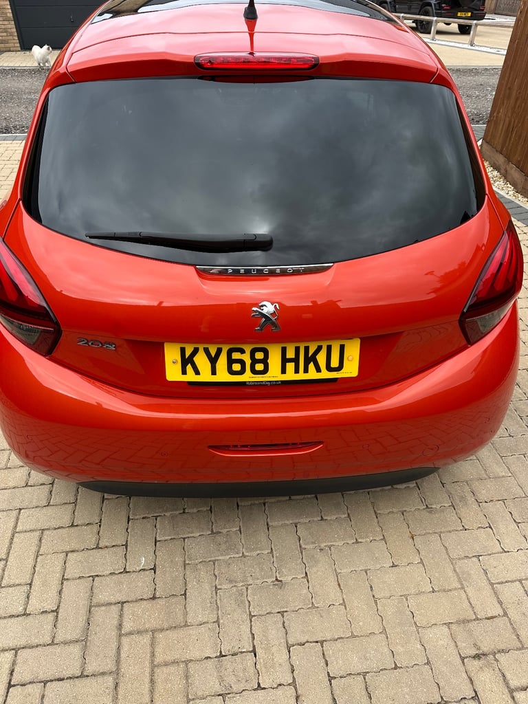 Peugeot, 208 2018, Manual, only 16k miles 