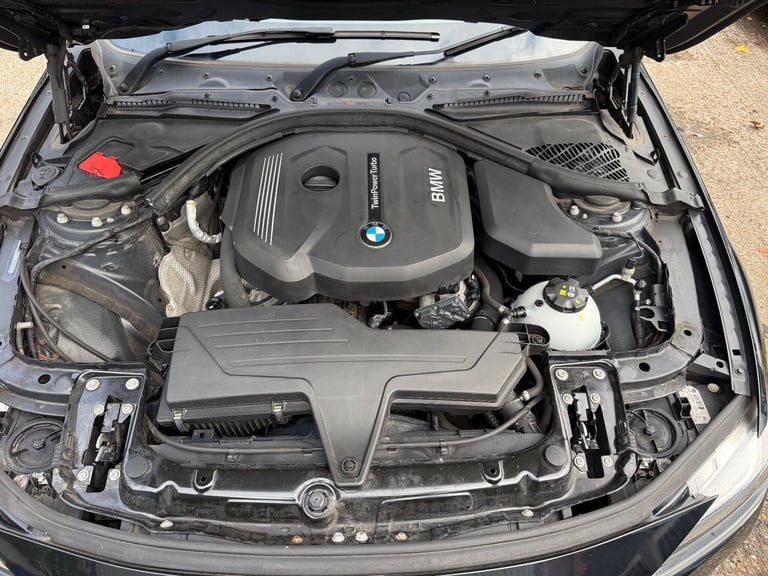 2015 BMW 3 Series 1.5 318i Sport Saloon 4dr Petrol Manual Euro 6 (s/s) (136 ps) SALOON Petrol Manual