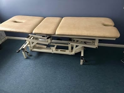 Hydraulic Treatment Couch