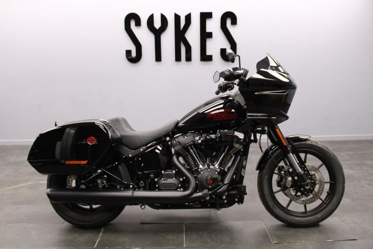 2025 Harley-Davidson FXLRST Softail Low Rider ST in Vivid Black 
