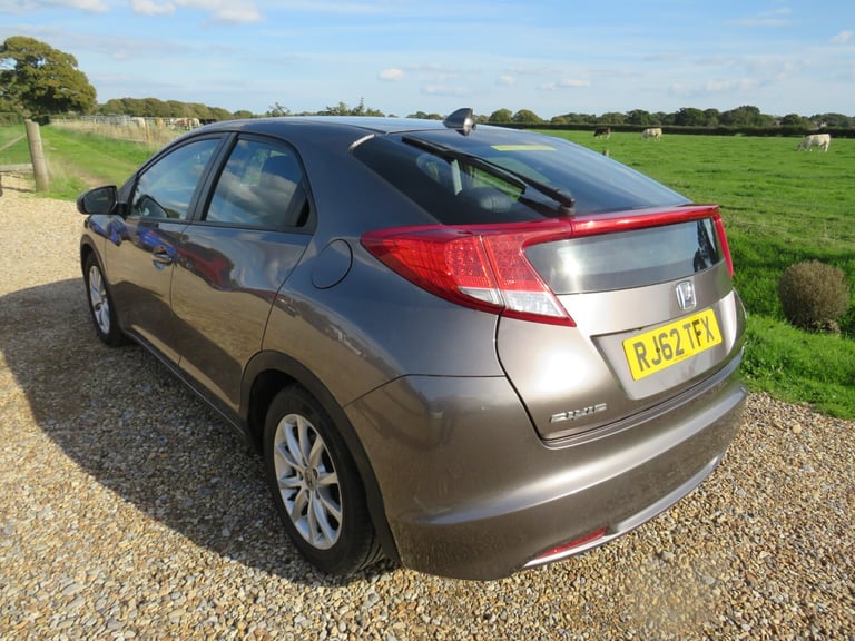 2013 Honda Civic 1.8 i-VTEC EX  EXCELLENT OVERALL CONDITION HATCHBACK Petrol Manual