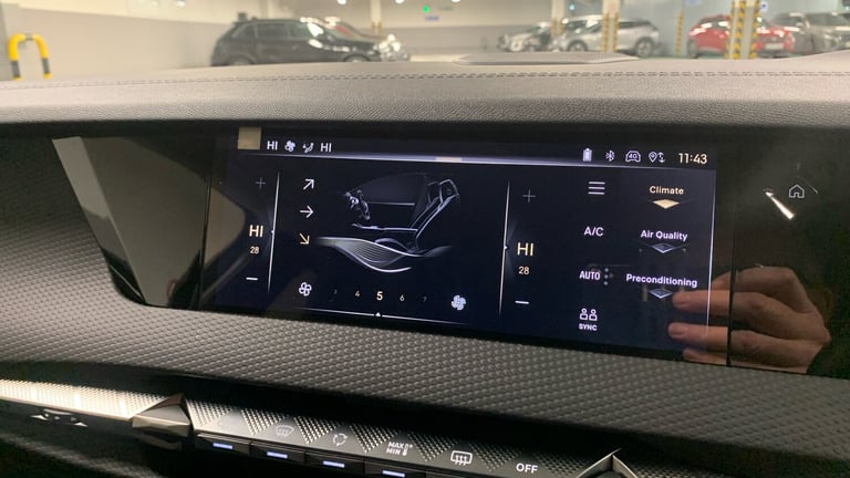 2025 DS Automobiles DS 4 1.6 E-TENSE Rivoli 5dr EAT8 HATCHBACK PETROL/ELECTRIC Automatic