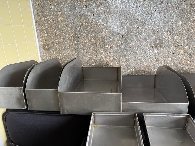Stainless steel display trays (NO OFFERS!)