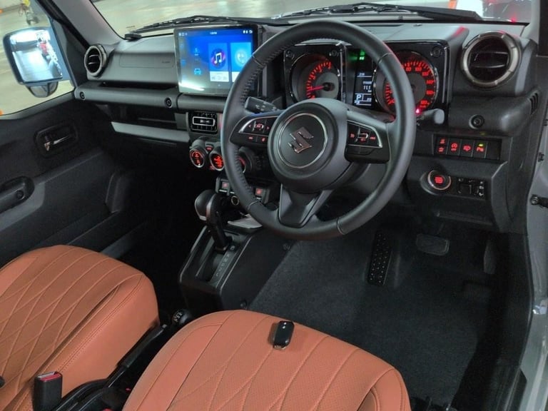 Suzuki jimny sierra 1.5 auto only 1800 miles japanese import body style kit 2025