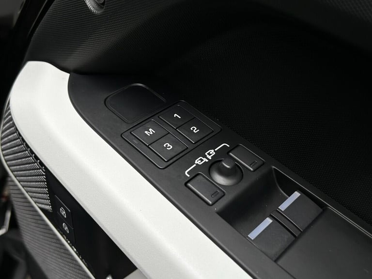 2023 Land Rover Defender 3.0 D250 MHEV HSE Hard Top SUV 3dr Diesel Auto 4WD SWB Euro 6 (s/s) (250...