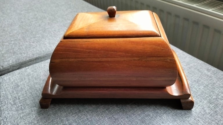 image for Cigarette Box with Dispenser 