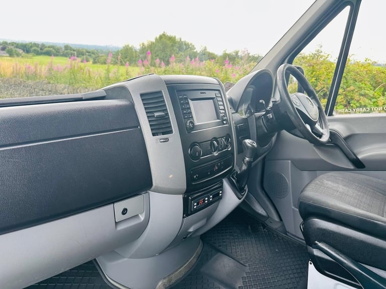 2016 Mercedes-Benz Sprinter 3.5t BlueEFFICIENCY Van PANEL VAN Diesel Manual