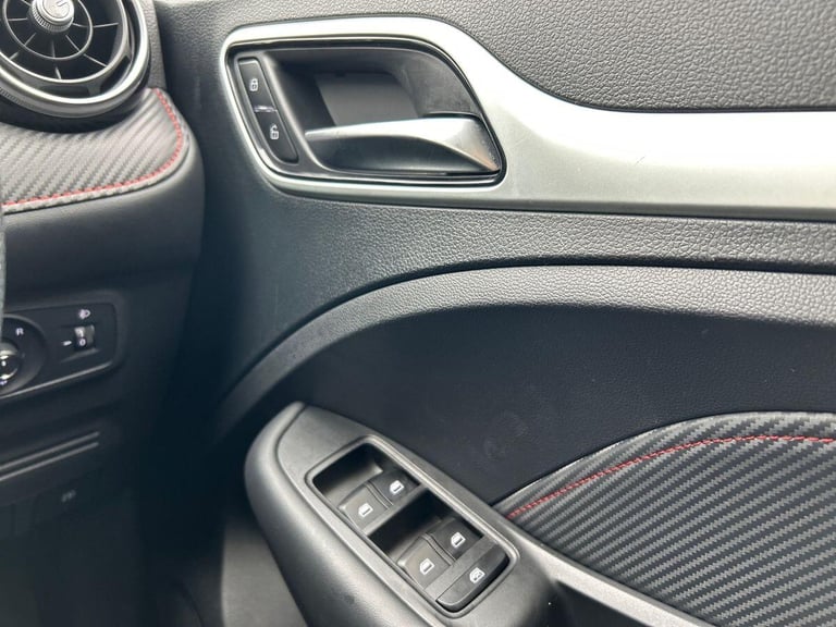 2022 MG MG ZS 1.0 T-GDI Exclusive SUV 5dr Petrol Manual Euro 6 (111 ps) SUV PETROL Manual