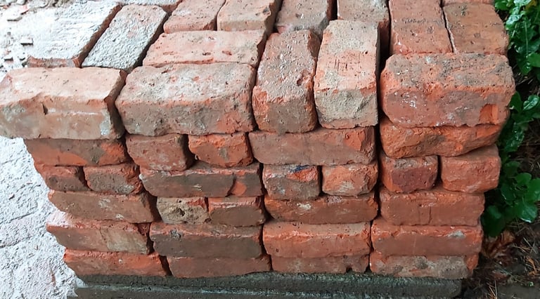 Reclaimed bricks for sale can deliver 