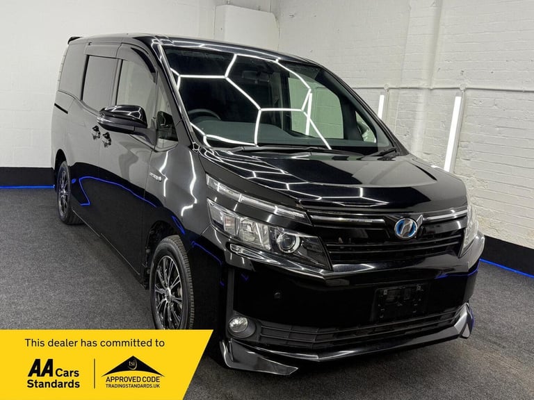 image for 2015 Toyota Voxy NOAH 1.8 HYBRID X MPV Hybrid Automatic