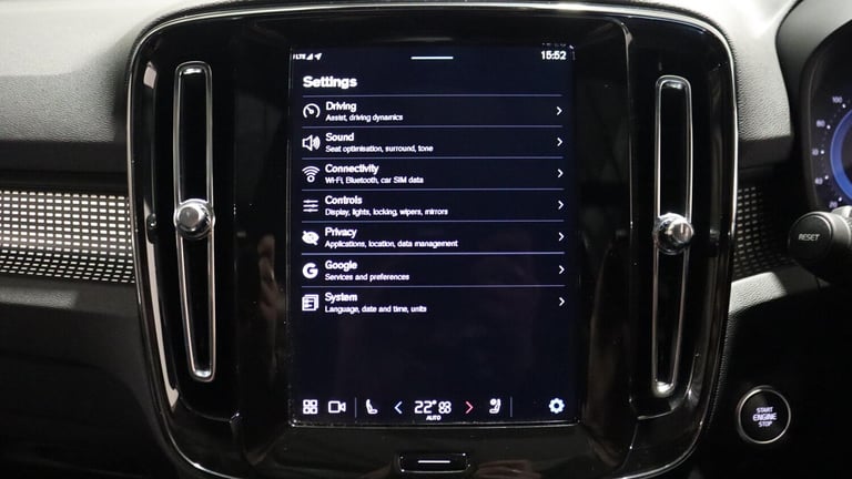 2025 Volvo XC40 B4 (P) Ultra Black Edition (Sunroof, Harman Kardon, 360 Camera) ESTATE Petrol/Ele...