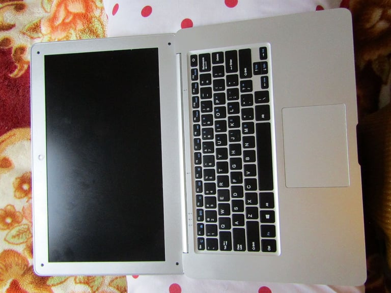 silver JOOMPER 14inch laptop tools in good condition lightly used 64GB own charger