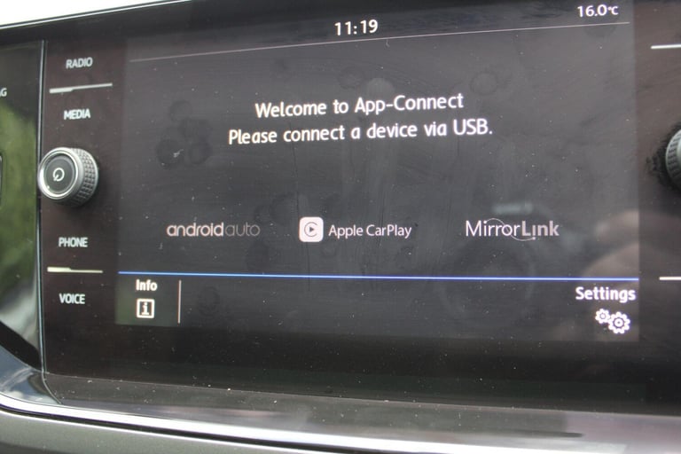 2018 Volkswagen Polo 1.0 TSI SE Euro 6 (s/s) 5dr HATCHBACK Petrol Manual